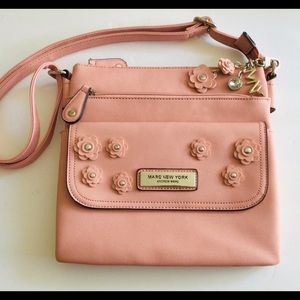 MARC NEW YORK - ANDREW MARC ROSE CROSSBODY PURSE